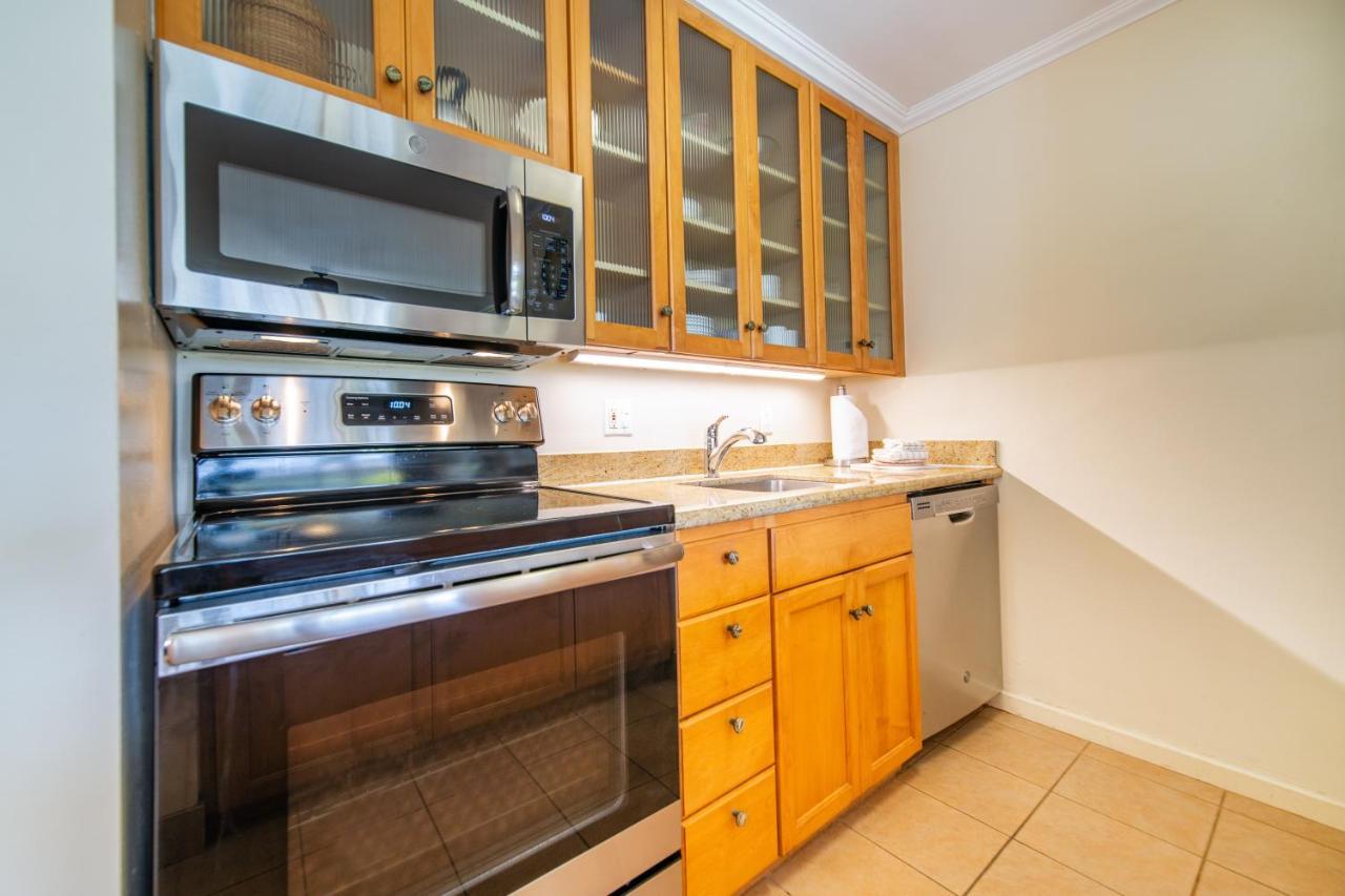 Napili Shores Maui By Outrigger - No Resort & Housekeeping Fees Lahaina Exterior photo